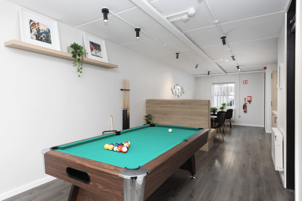 21 Holles Street - Full Building