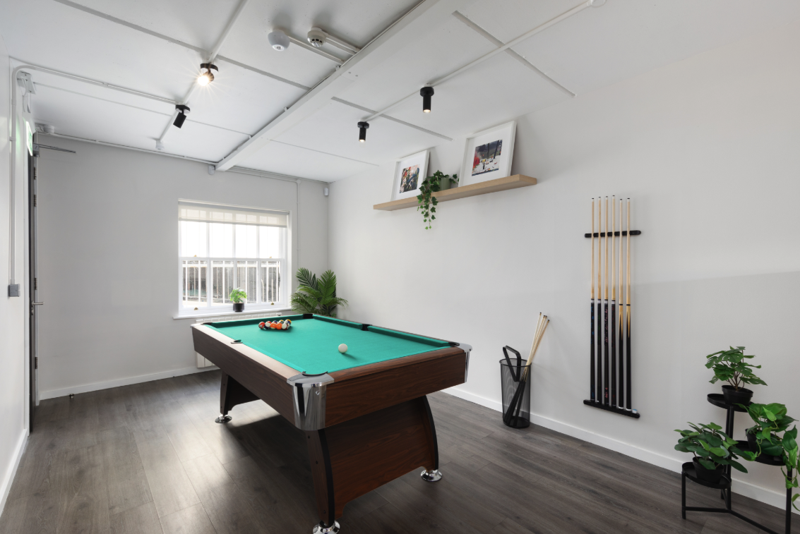 21 Holles Street - Full Building