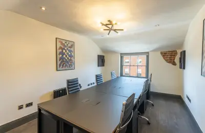 No. 9 Pembroke Street Upper - Office 304