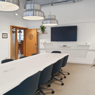 77 Sir John Rogerson's Quay - Office 402-404