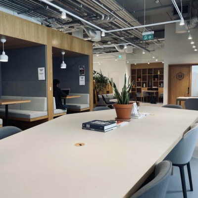 77 Sir John Rogerson's Quay - Office 402-404