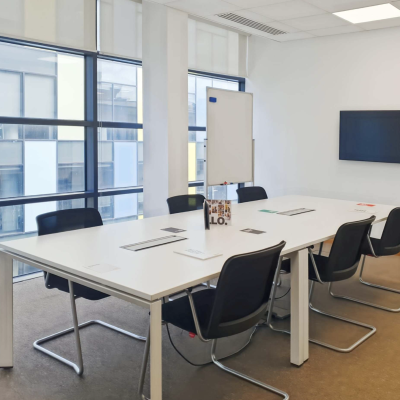 77 Sir John Rogerson's Quay - Office 402-404