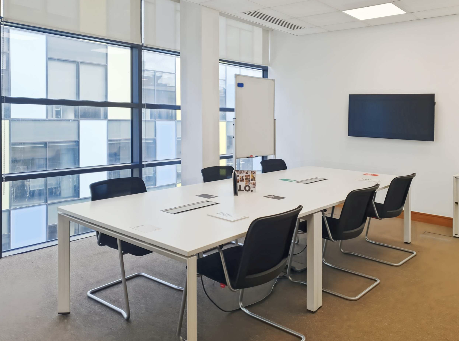 77 Sir John Rogerson's Quay - Office 402-404