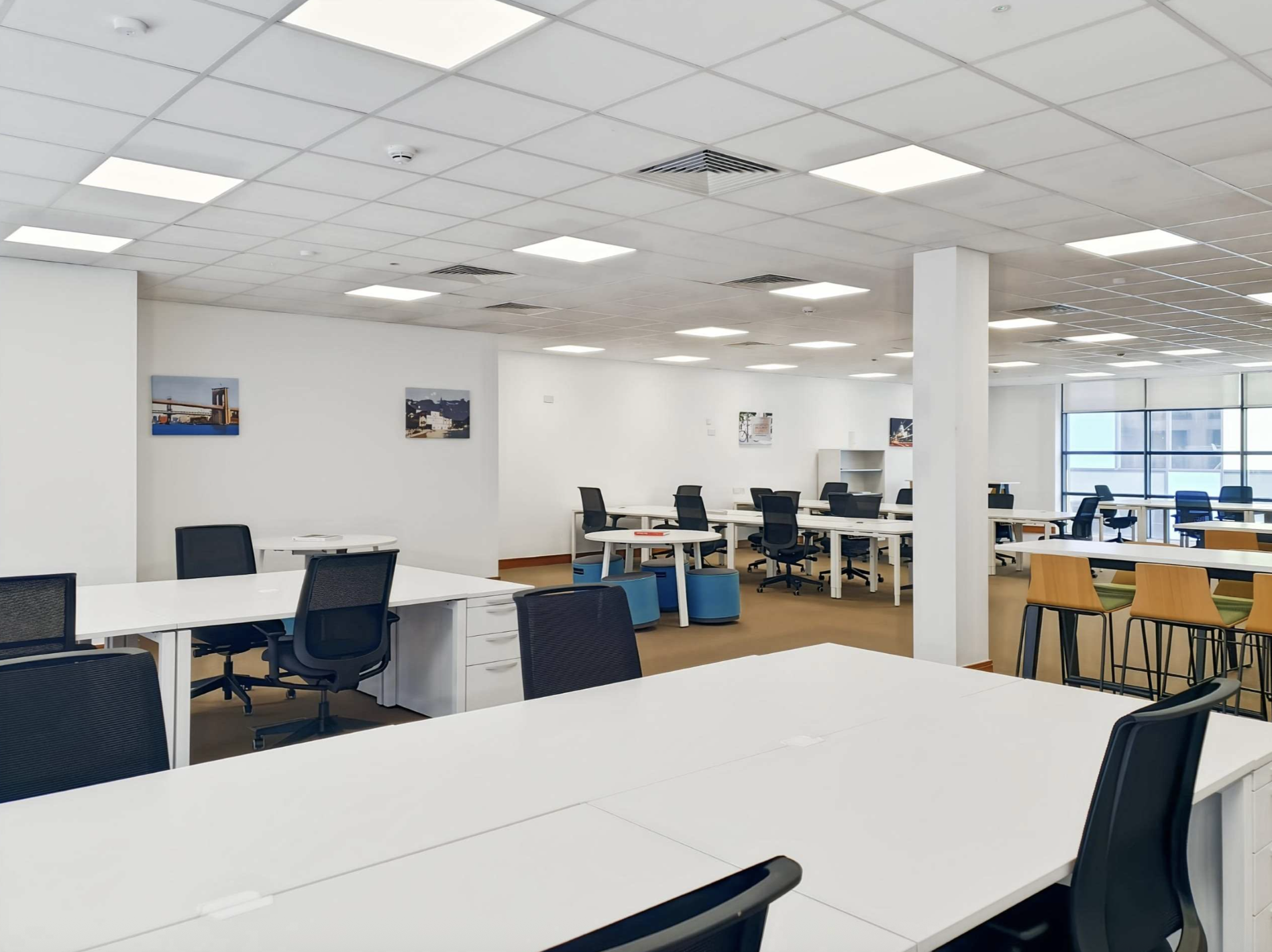 77 Sir John Rogerson's Quay - Office 402-404