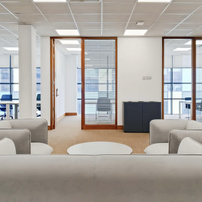 77 Sir John Rogerson's Quay - Office 402-404