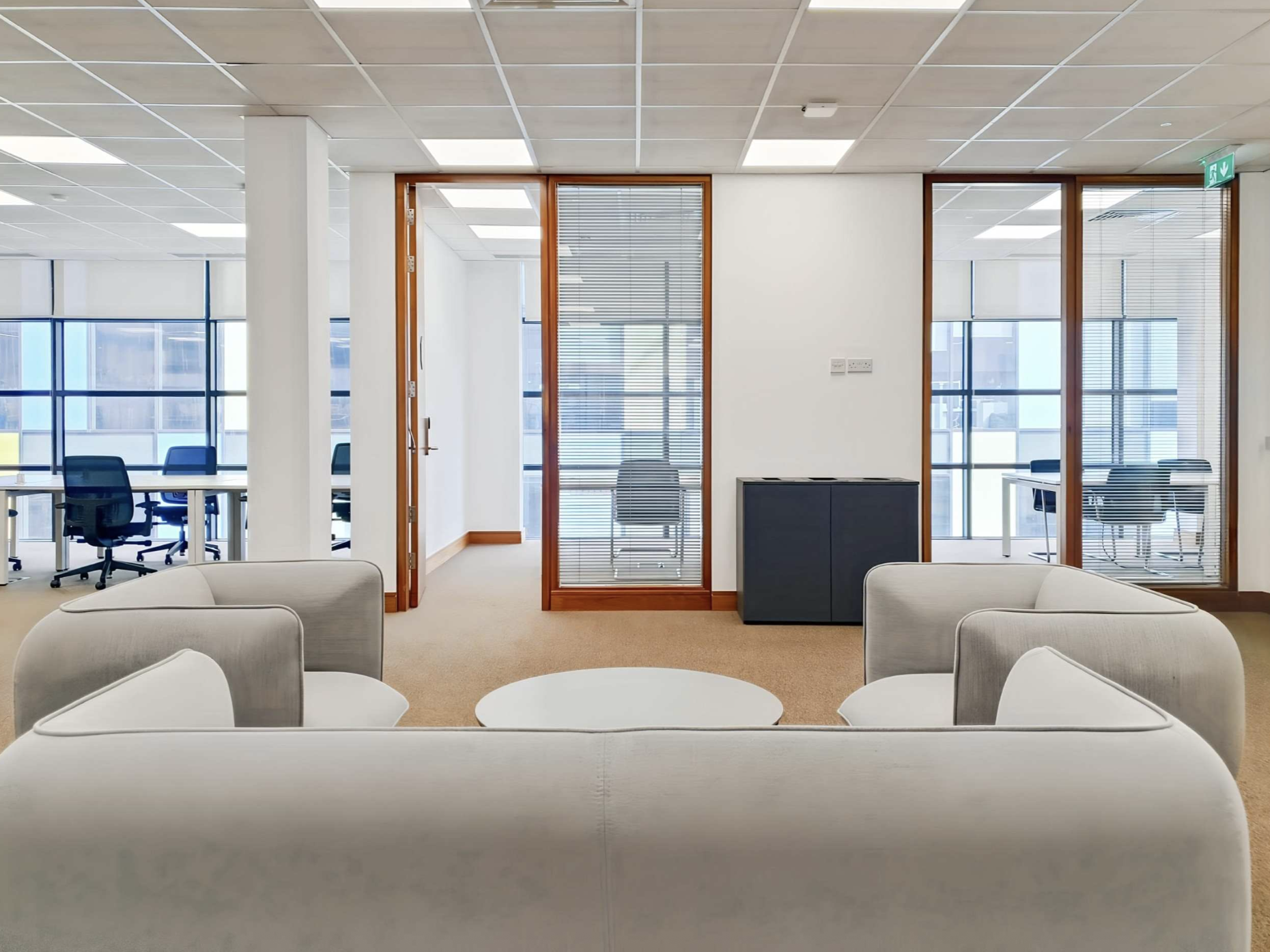77 Sir John Rogerson's Quay - Office 402-404