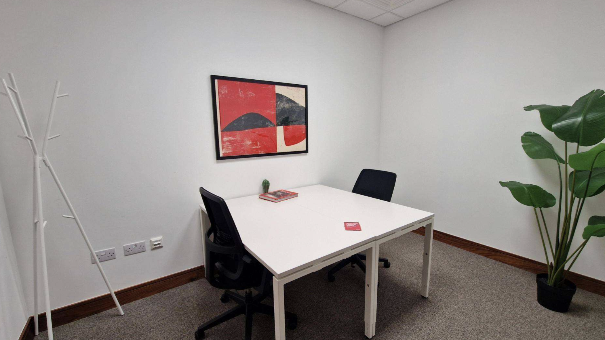 77 Sir John Rogerson's Quay - Office 204