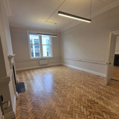 32 Nassau Street - Morrison Chambers - Office 201