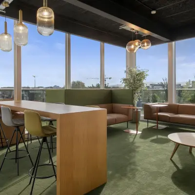 24/25 St Stephen's Green - Offices