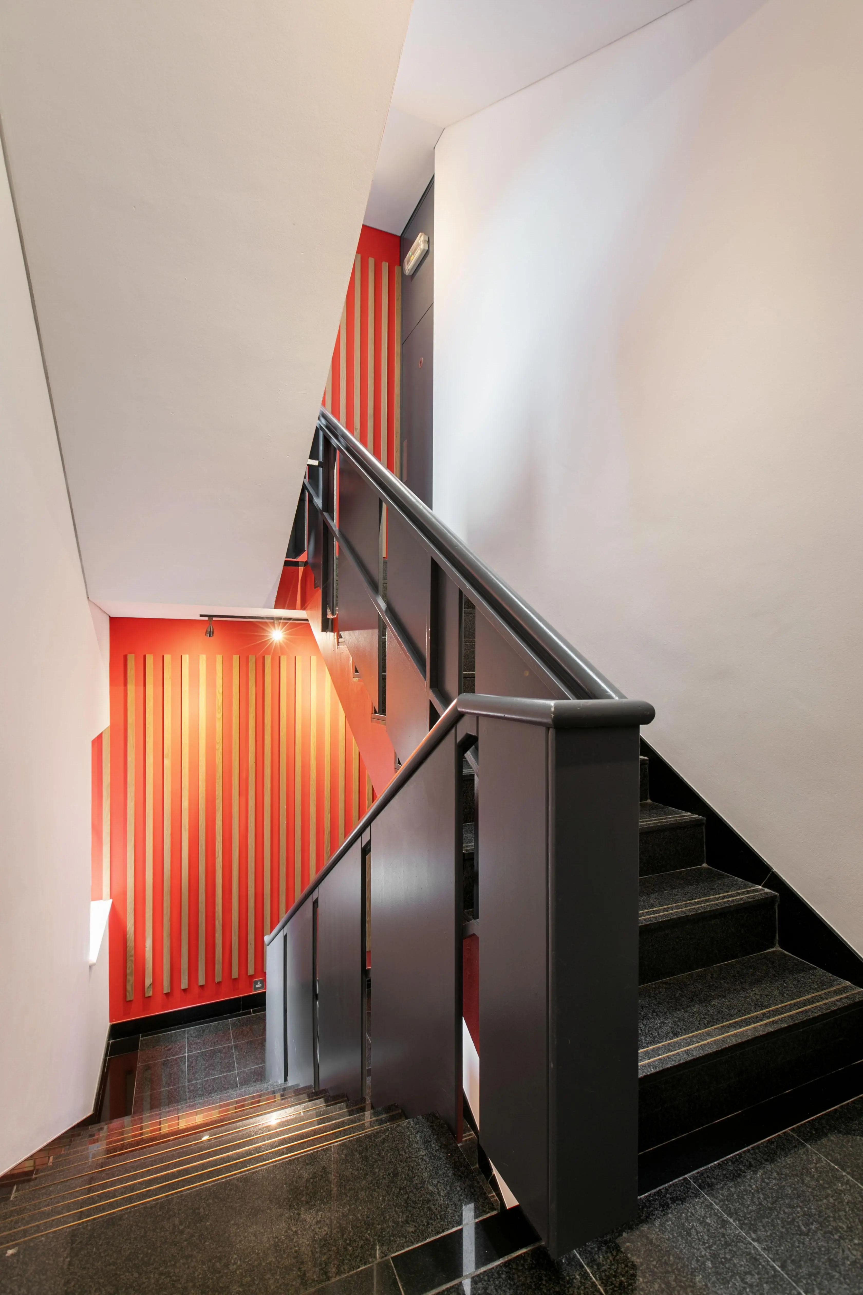 24/25 St Stephen's Green - Offices