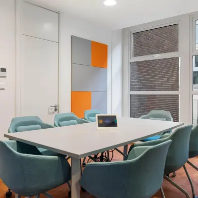 24/25 St Stephen's Green - Offices