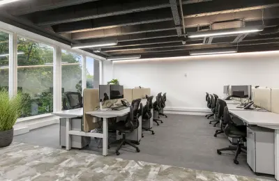24/25 St Stephen's Green - Offices