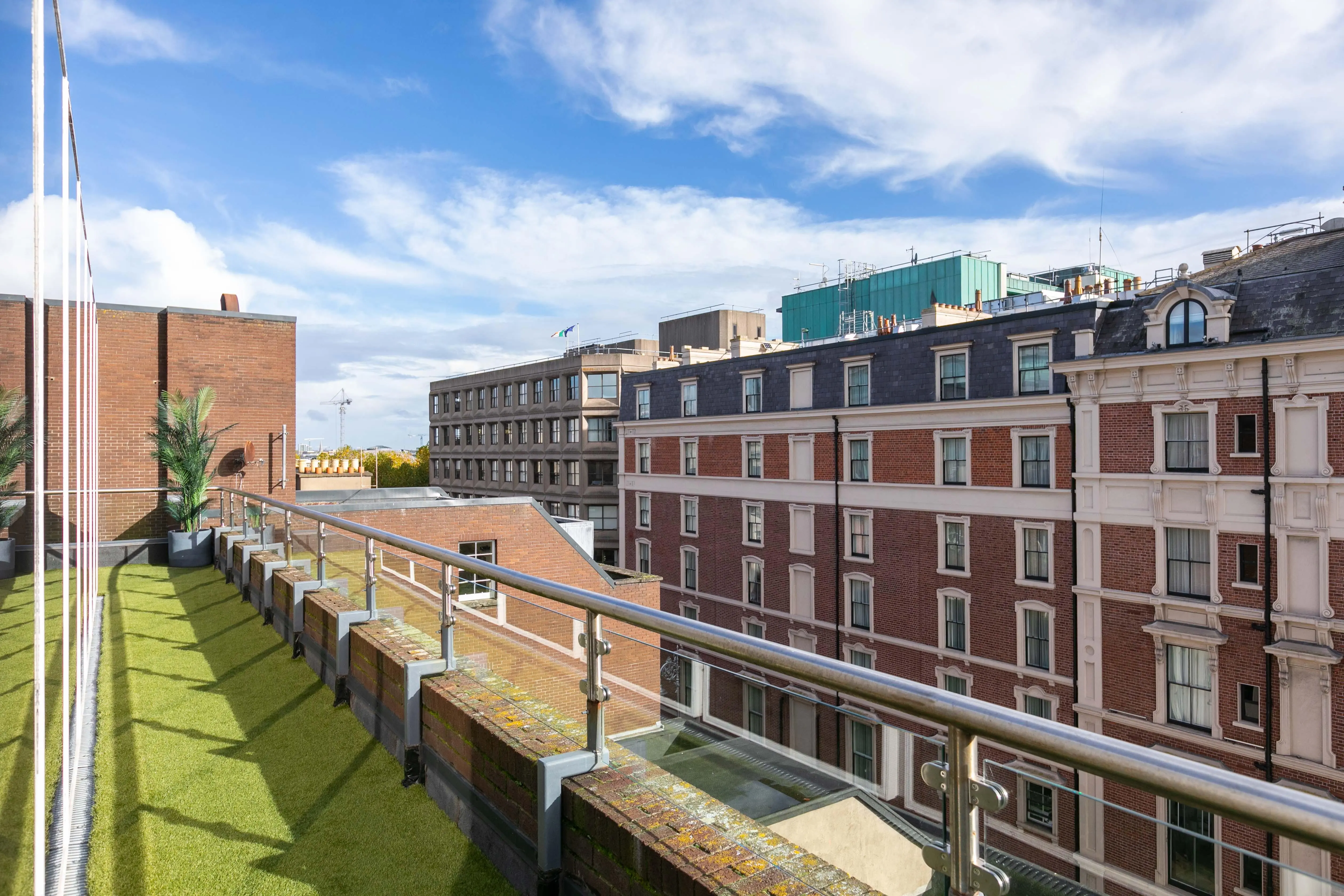 24/25 St Stephen's Green - Offices