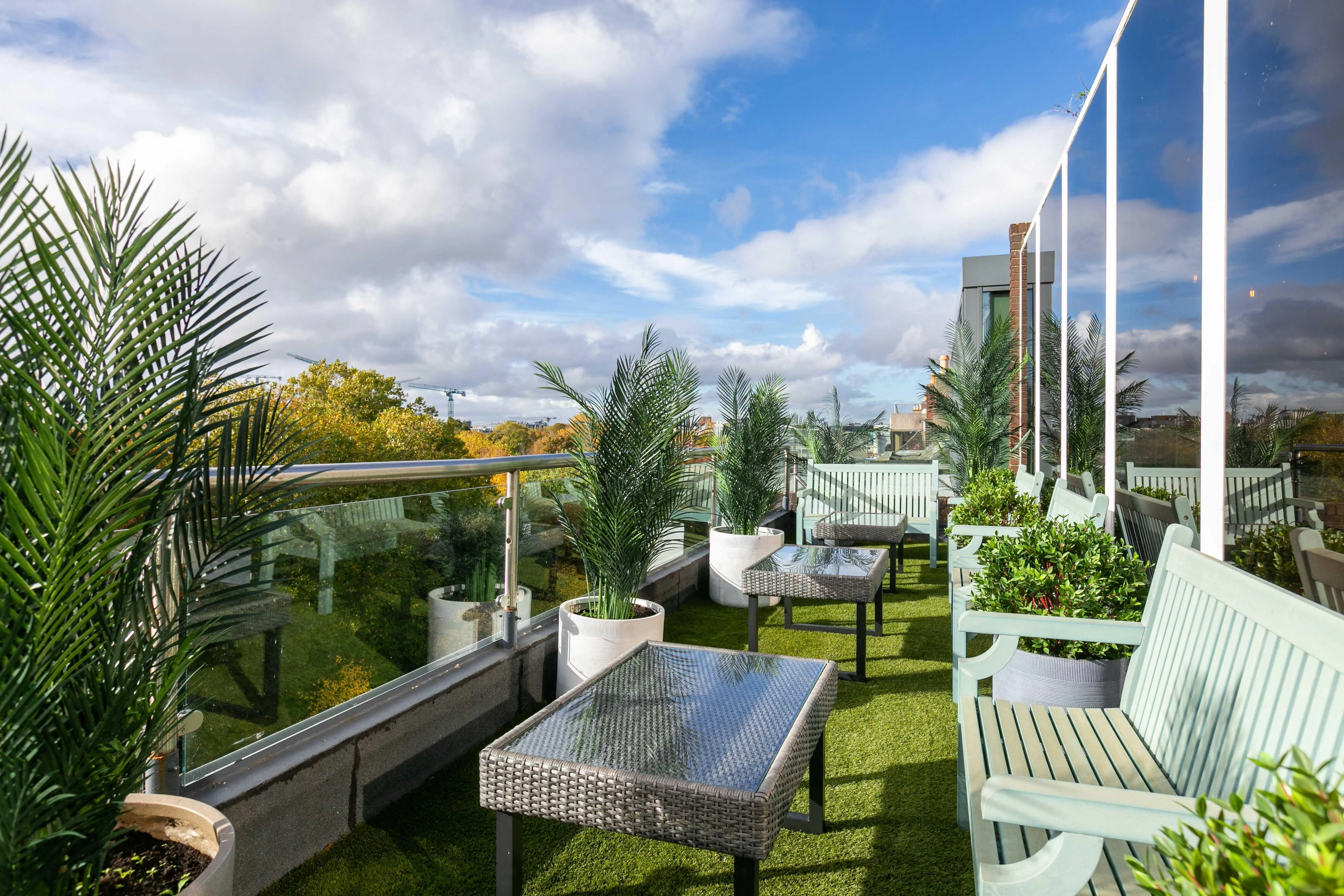 24/25 St Stephen's Green - Offices