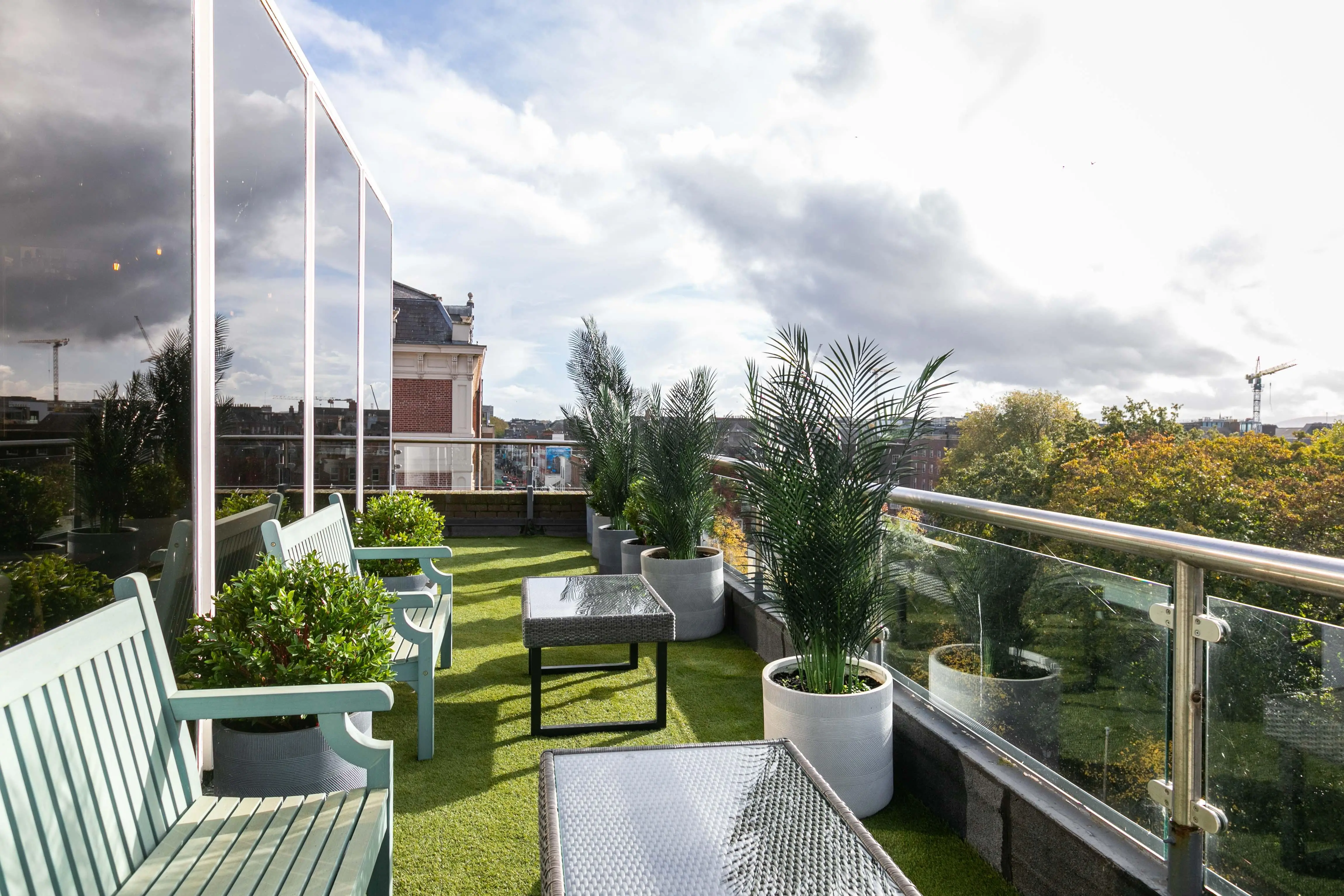 24/25 St Stephen's Green - Offices