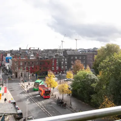 24/25 St Stephen's Green - Offices