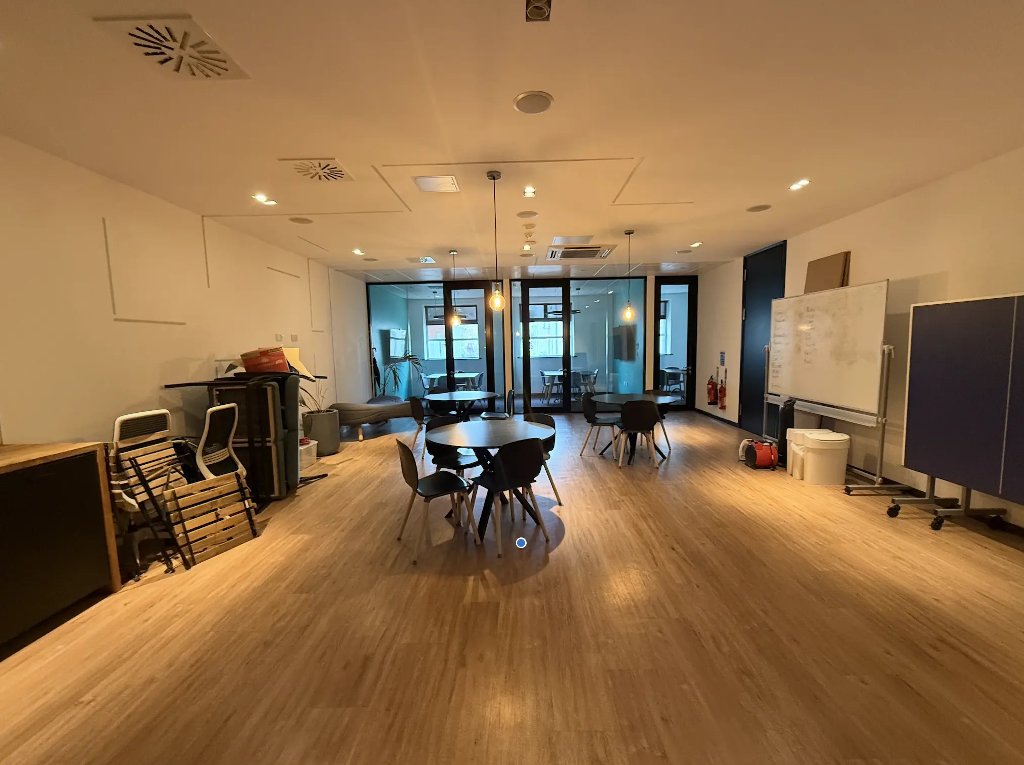 16 Sir John Rogerson's Quay - G01