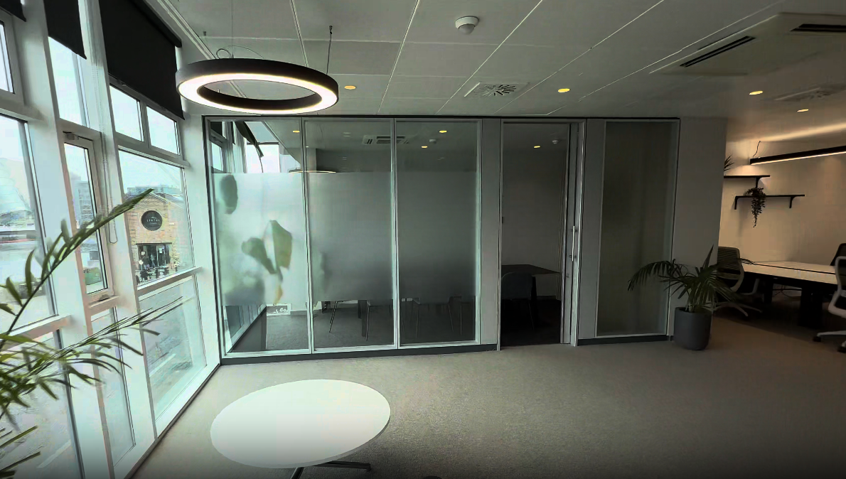 16 Sir John Rogerson's Quay - Office 101