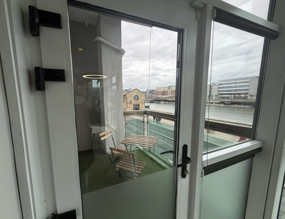 16 Sir John Rogerson's Quay - Office 101