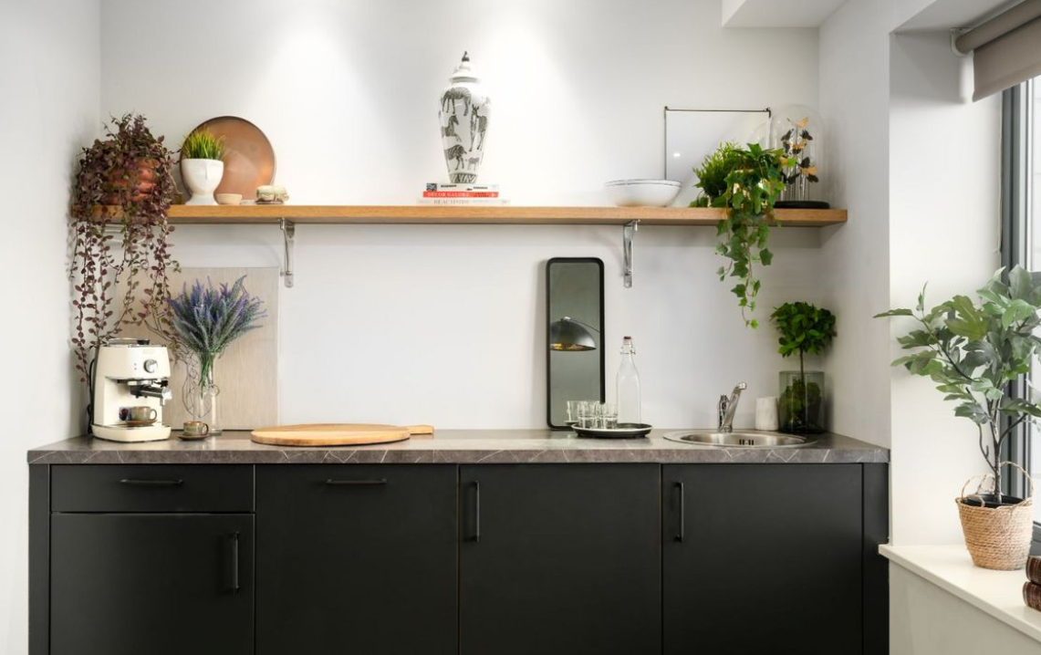 6 Fern Road - Suite 184